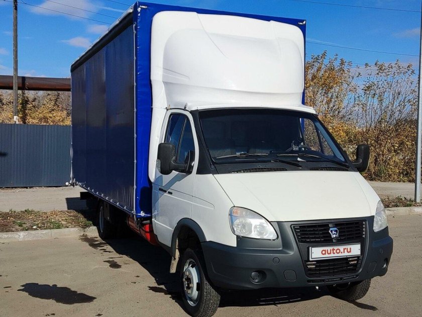 Грузовой фургон 2747-0000010