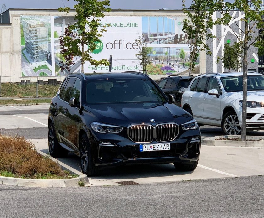 BMW x5 g05 черный