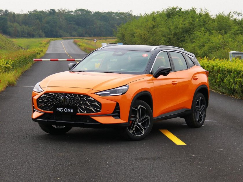 MG one автомобиль