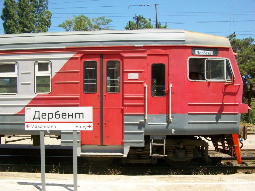 Электричка Махачкала Дербент