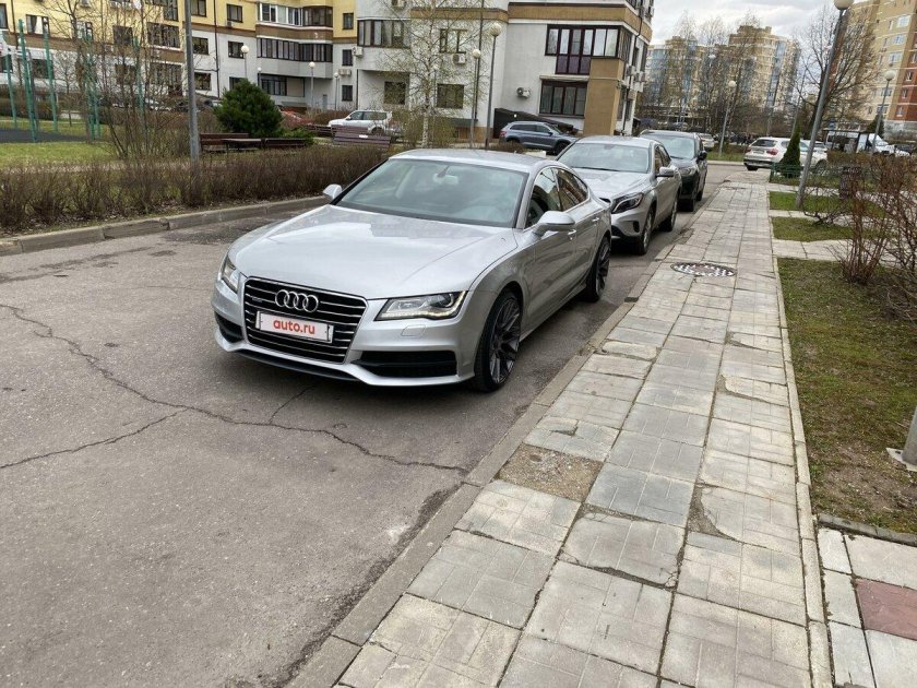 Ауди а 7 2011