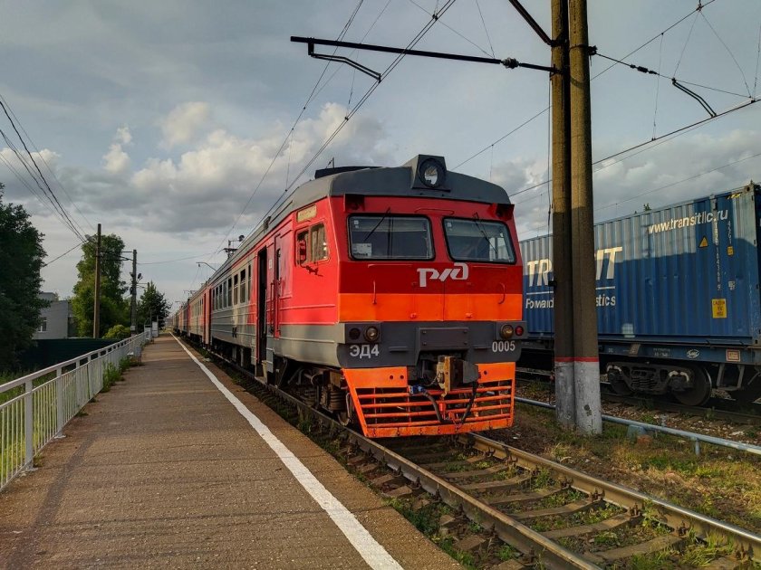 Эд 2 т электропоезд