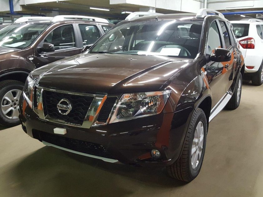 Nissan Terrano III (d10)