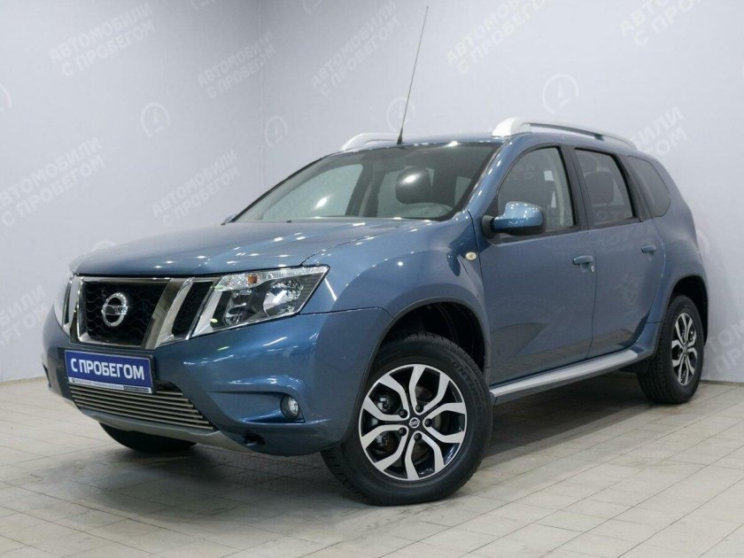 Nissan Terrano 2018 Боковина правый