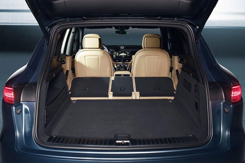 Porsche Cayenne 3 багажник