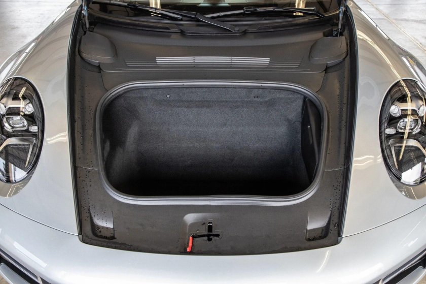 Porsche 911 carrera 4