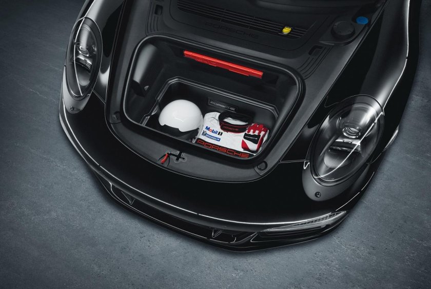 Порше 911 багажник