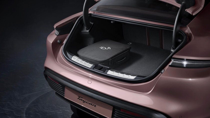 Porsche Taycan багажник