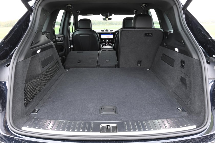 Porsche Cayenne 3 багажник