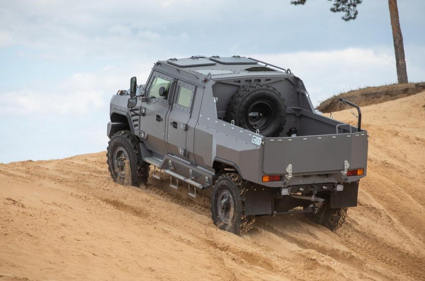 Броневик буран