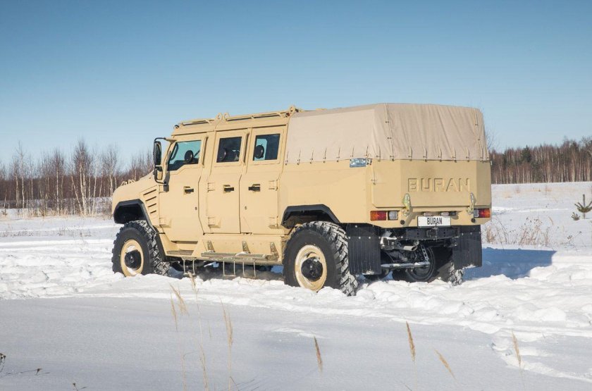 ГАЗ 3308 бронированный