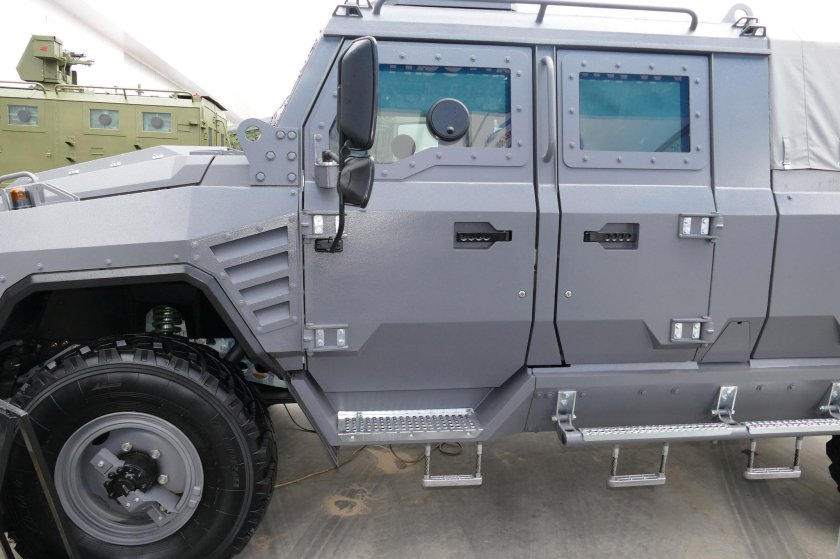 Бронеавтомобиль Буран 299081