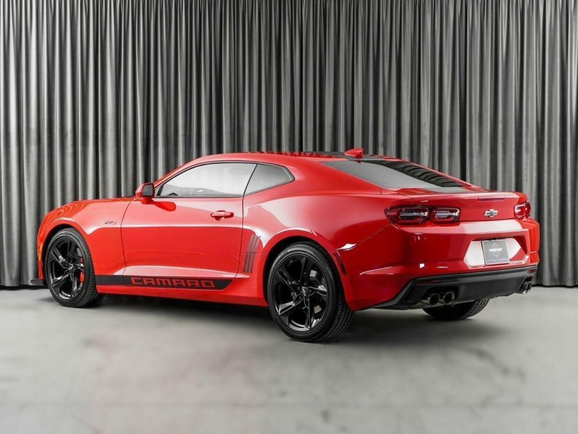 Шевроле Камаро 2023