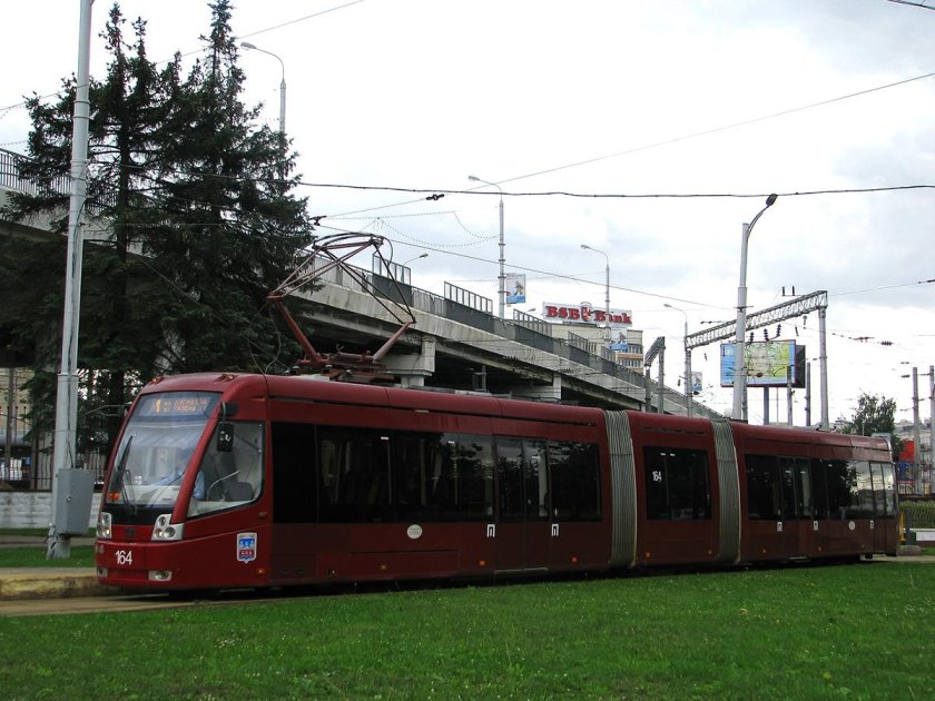 Трамвай БКМ 84300м