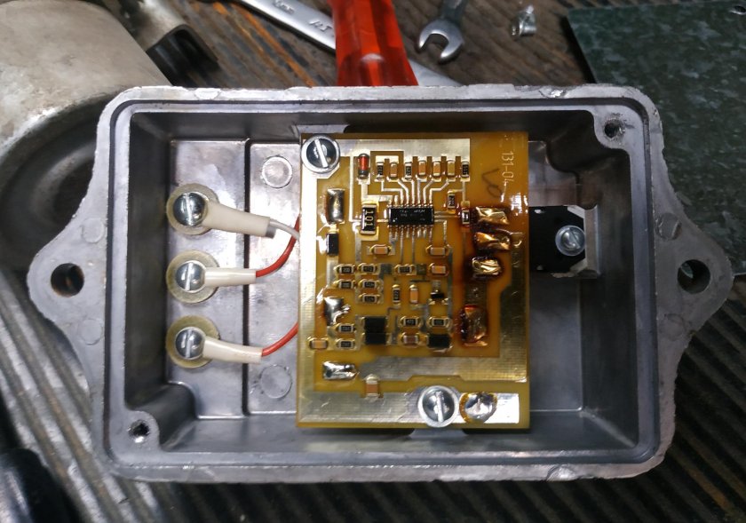 Штатное место установки коммутатора на УАЗ 469