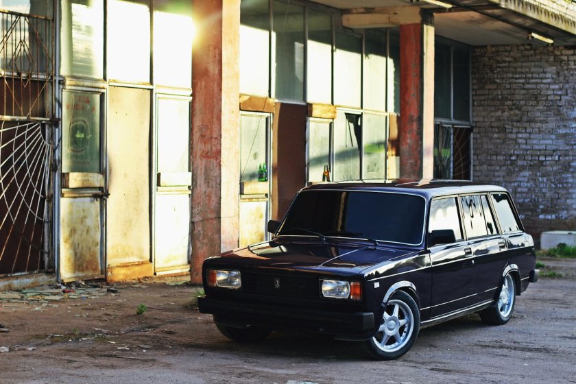 ВАЗ 2104 черная