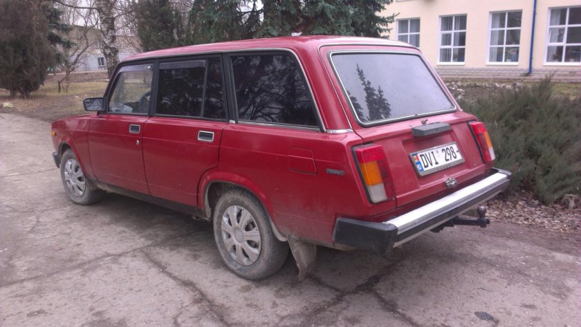 Лада 2104 Вишневая