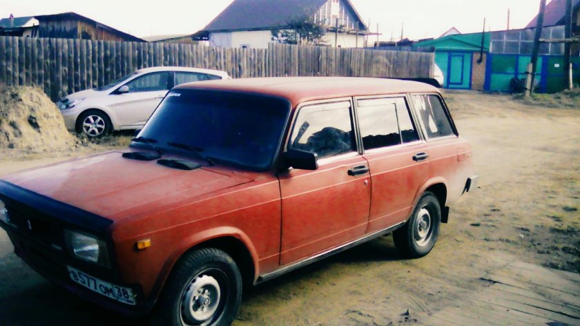 ВАЗ 2104 Вишневая