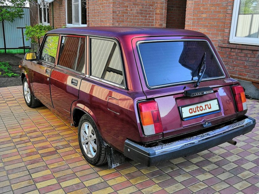 ВАЗ 2104 хэтчбек