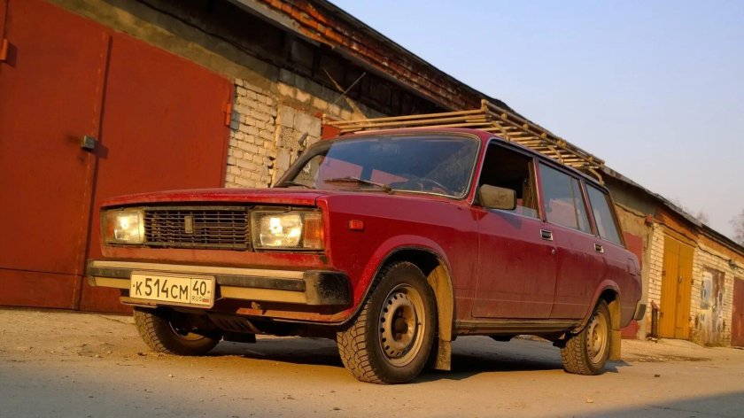 Lada 2104