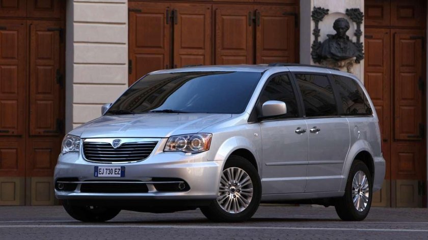 Крайслер Вояджер 2011