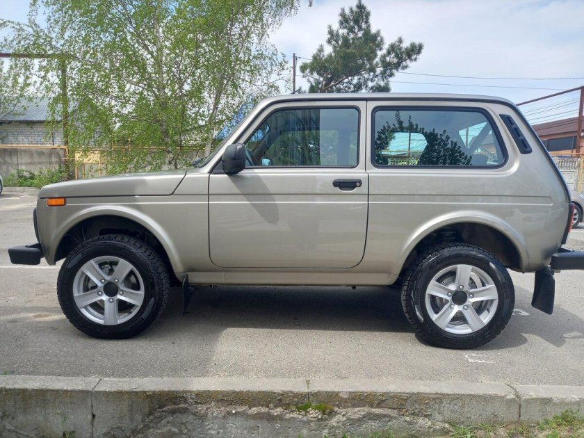 Нива Legend 2023