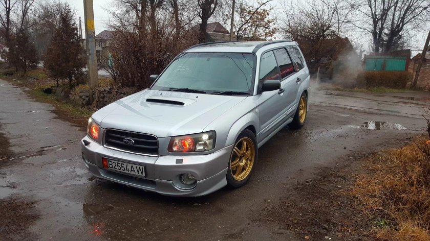 Субару Форестер 1997 2.0 турбо