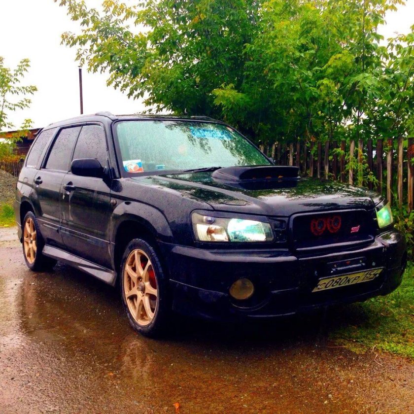 Subaru Forester 2.0 Turbo