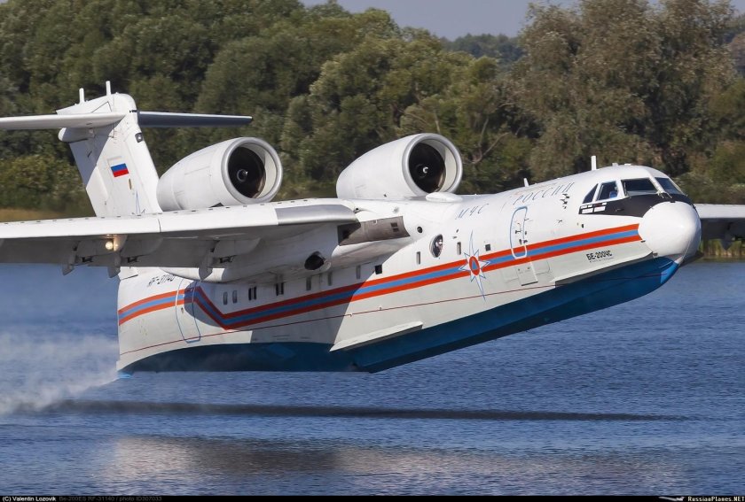 Авиация МЧС России бе-200