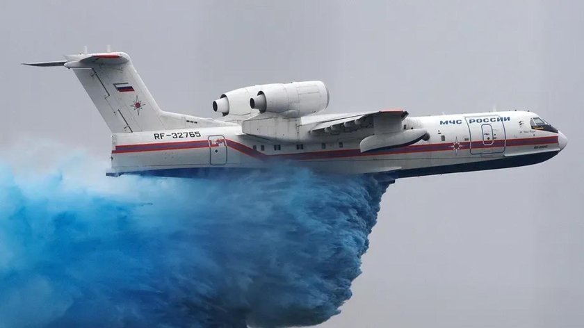 Самолет амфибия бе 200