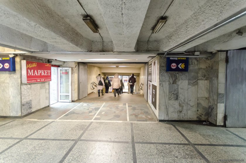 Станция метро площадь Якуба Коласа Минск