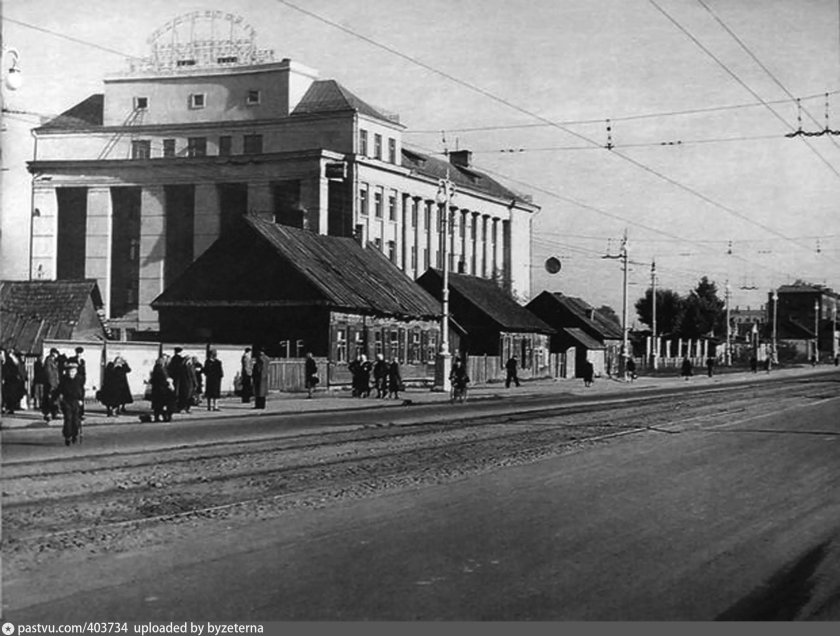 Комаровская площадь Минск