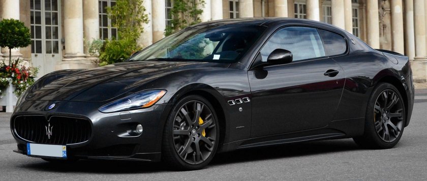 Мазерати гран туризмо