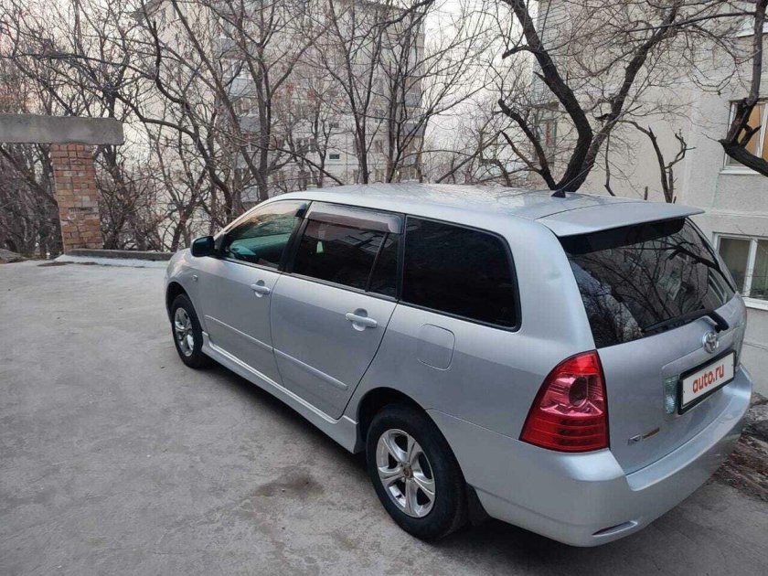 Тойота филдер универсал 2002