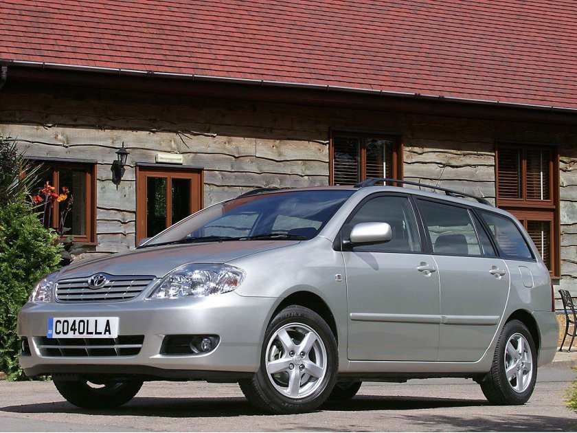 Тойота Королла 2005 универсал