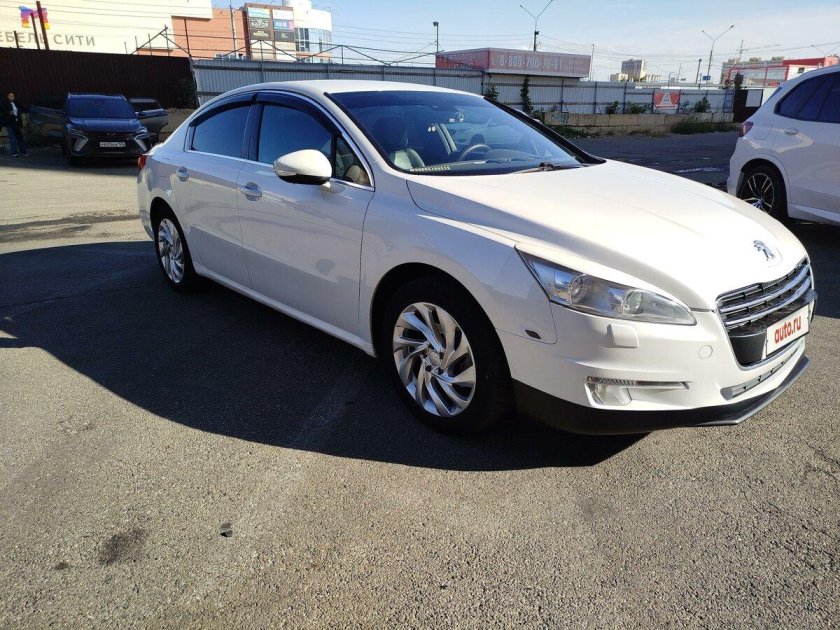 Пежо 508 2012 года