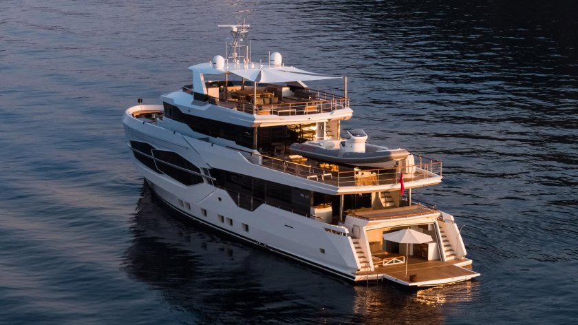 Яхта numarine 45 xp