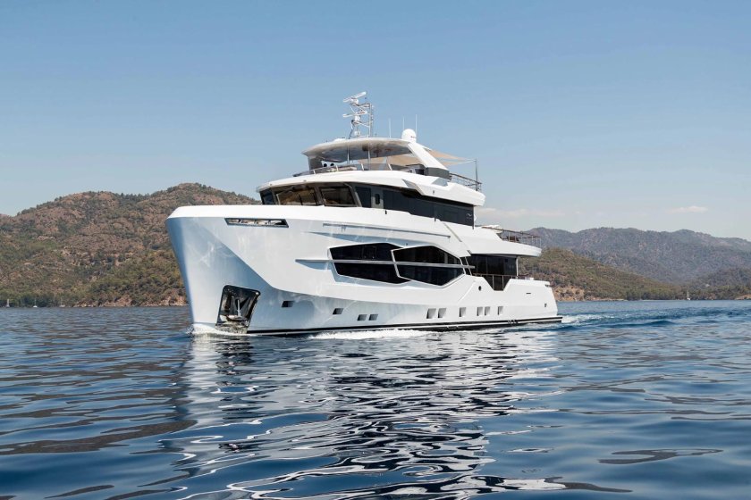 Яхта Numarine 32 XP