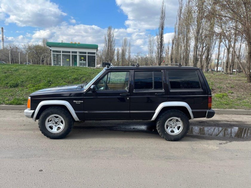 Jeep cherokee ii