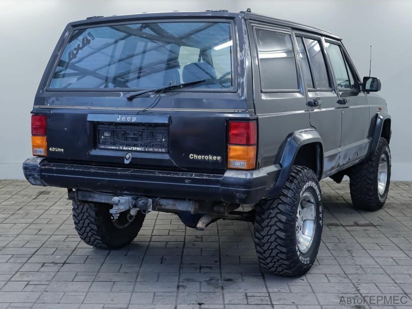 Jeep cherokee ii