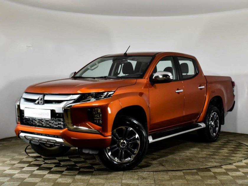 Mitsubishi l200 пикап оранжевый 2020