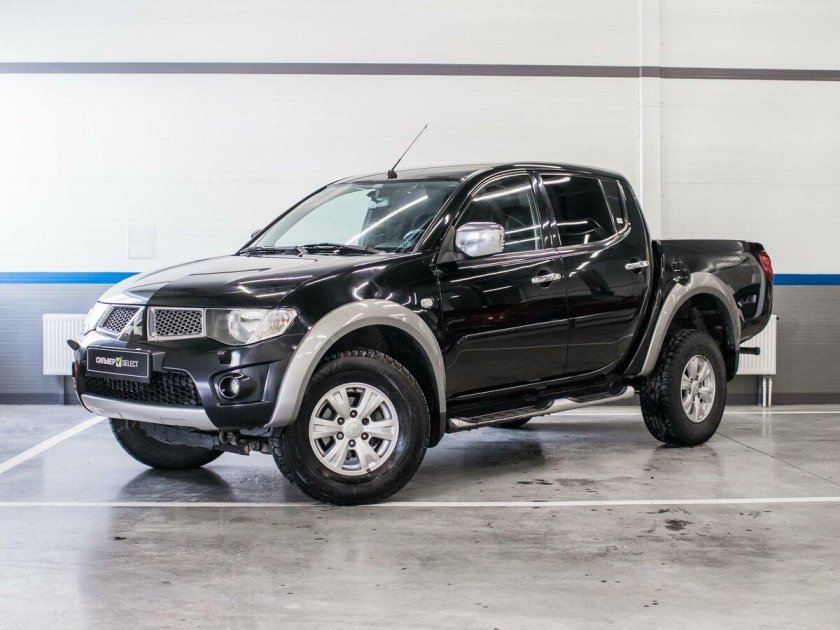 Митсубиси l200 2011