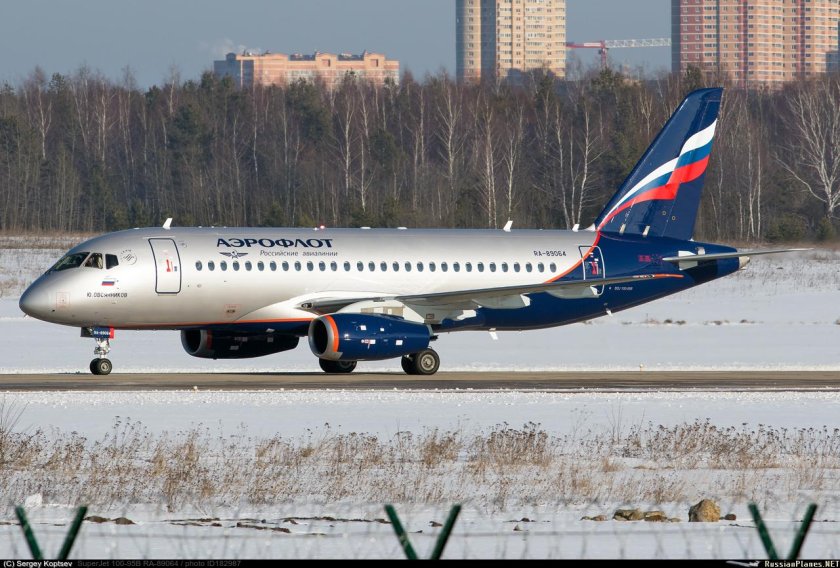 Самолёт Аэрофлот Superjet 100