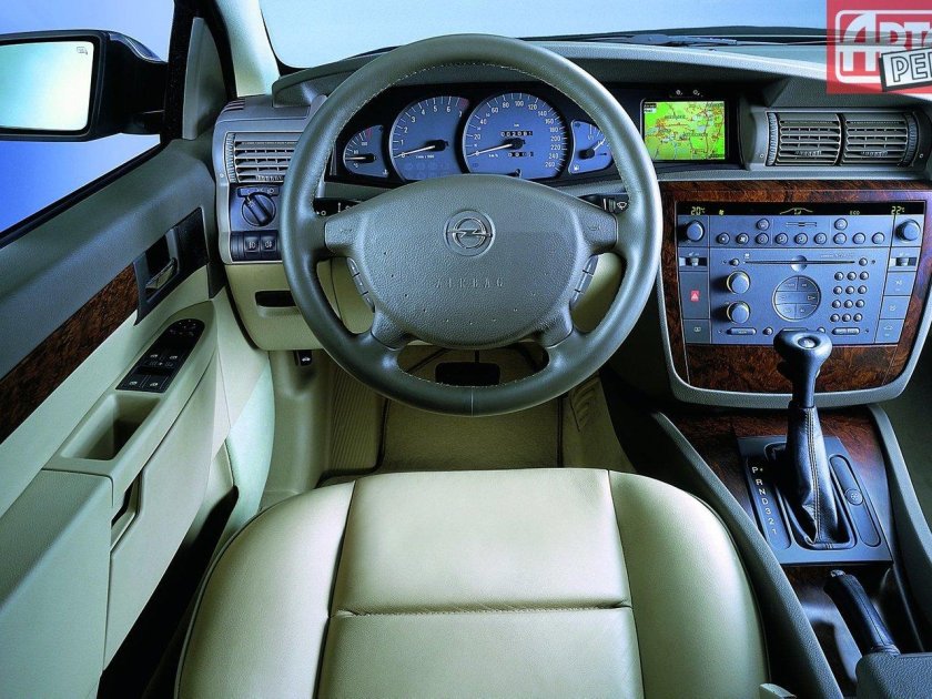Opel Omega 2003 салон