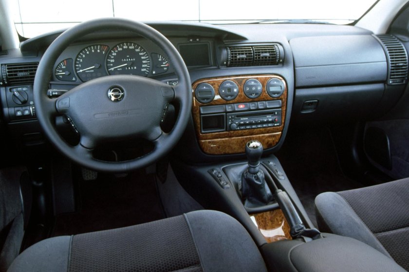 Opel Omega b 1994-1999