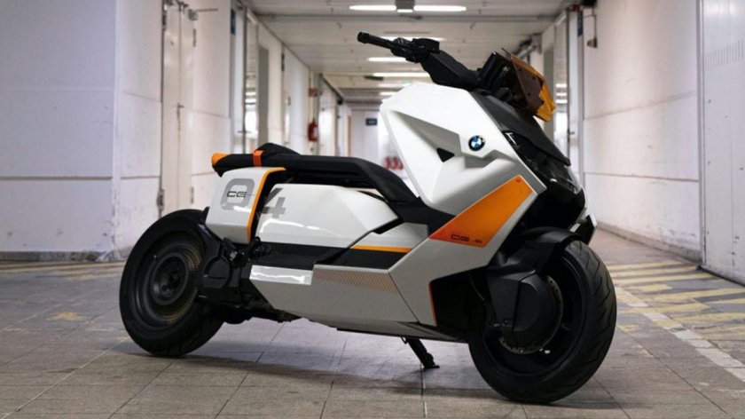 Электроскутер BMW ce 04