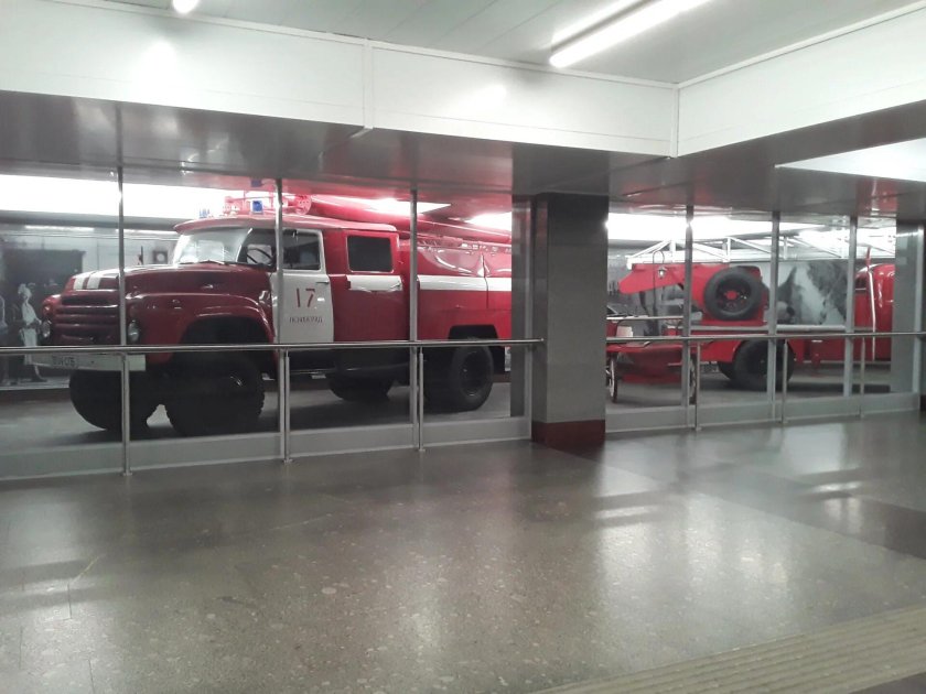 Проспект славы метро пожарные машины
