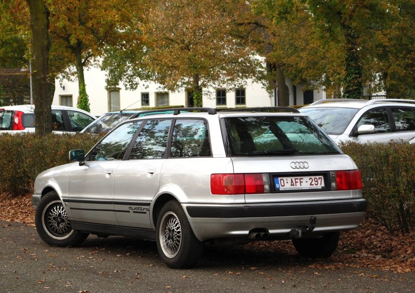 Ауди 80 универсал