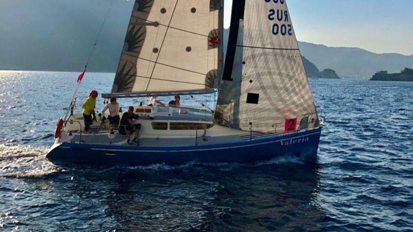 Капитан яхты