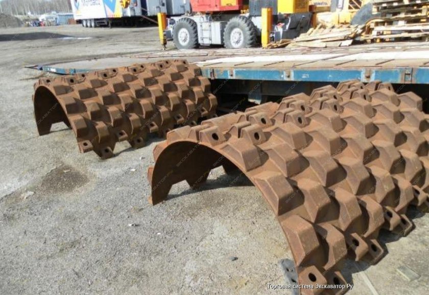 Кулачковый бандаж грунтовый каток Bomag